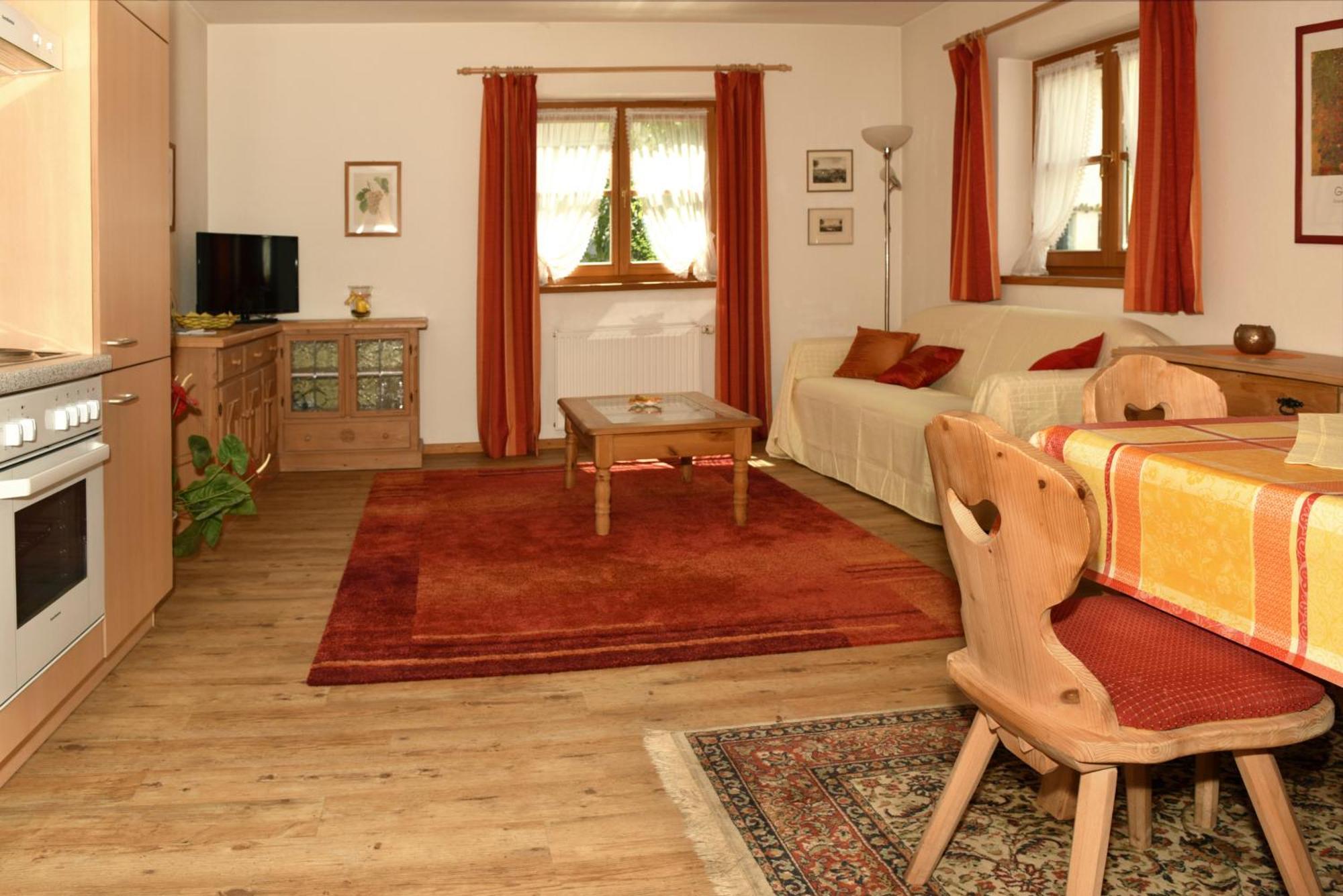 Haus Savoy - 1 Apartment